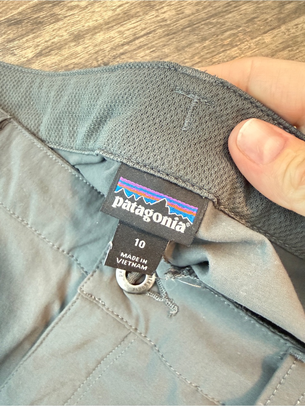 Patagonia Women’s Outdoor Hiking Shorts Gray Size 10 Lightweight Stretch - Picture 7 of 7
